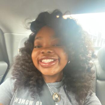 Babysitter in Lizella: Journee