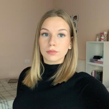 Babysitter in Bologna: Emma