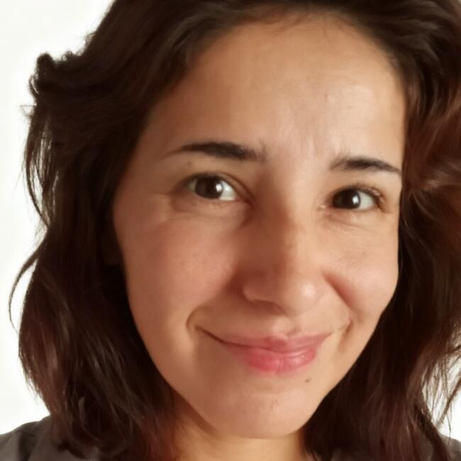 Babysitter in San Fernando: ANGELA