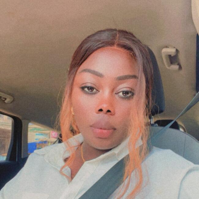 Nanny in Dubai: Nene