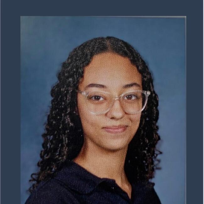 Babysitter in Châteaurenard: Iness