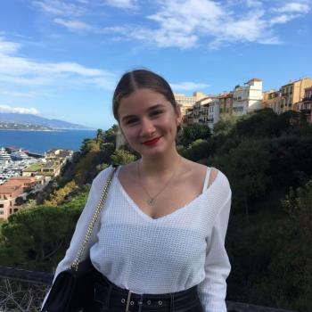 Baby-sitter in Cannes: Juliette