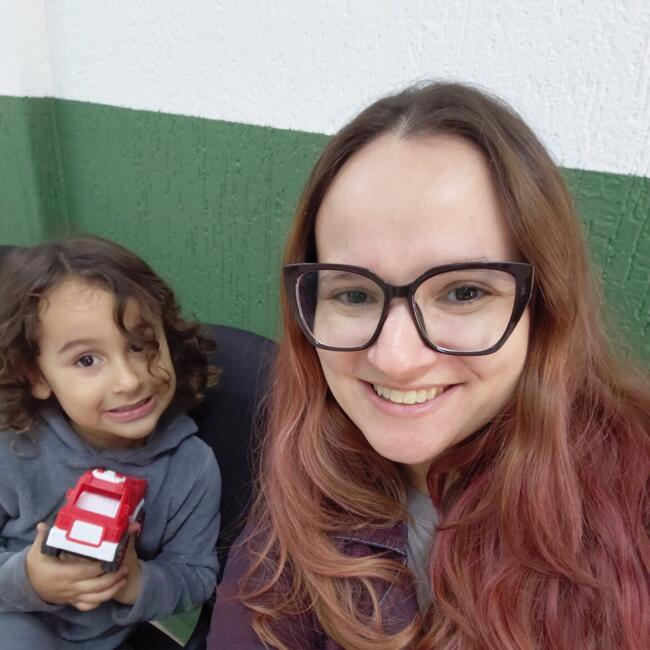 Babysitting job in Concórdia: Vitória Tatiany