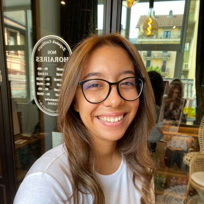 Babysitter in Saint-Martin-d'Hères: Mayssa