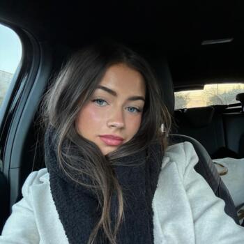 Babysitter em Porto: Sbdbdbvd d