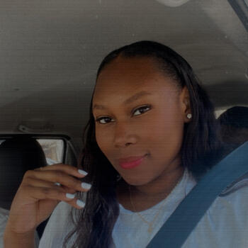 Niñera en Santiago de Chile: Emily Daniella