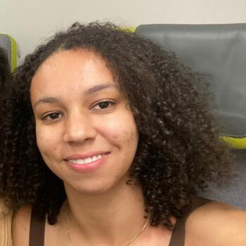 Babysitter Drogheda: Paola