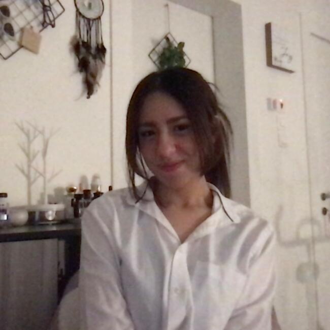 جليسة أطفال في الرياض: Janet