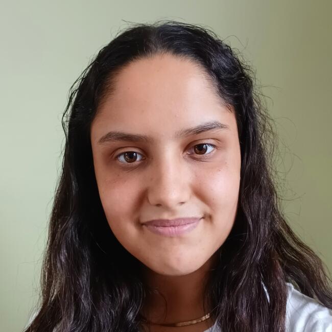 Babysitter in Cornellà de Llobregat: Nuria