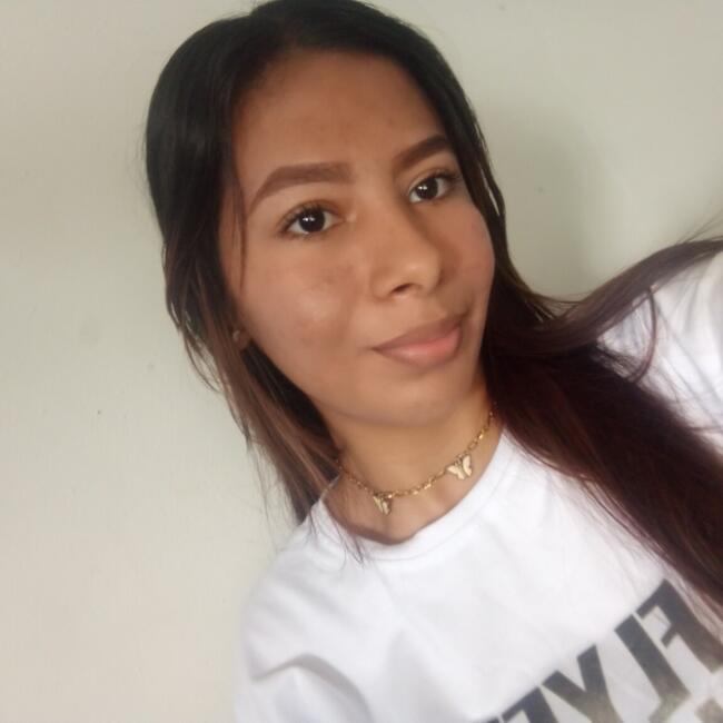 Babysitter in Medellín: Maria claudia