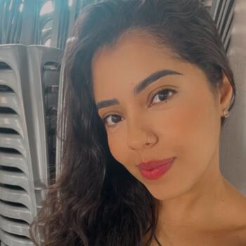 Babysitter in Jundiaí: Geiciara