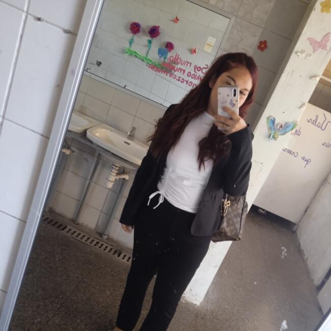 Babysitter in La Calera: Katalina