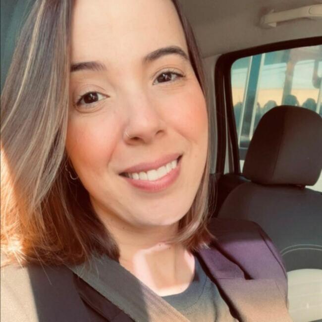 Babysitting job in São Paulo: Renata