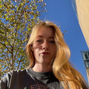 Babysitter in Caluire-et-Cuire: Brune