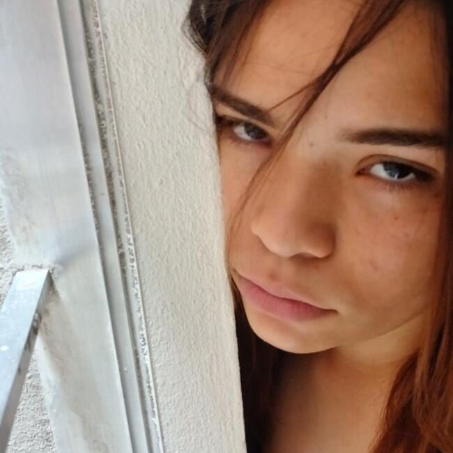 Babysitter in Betim: Camila