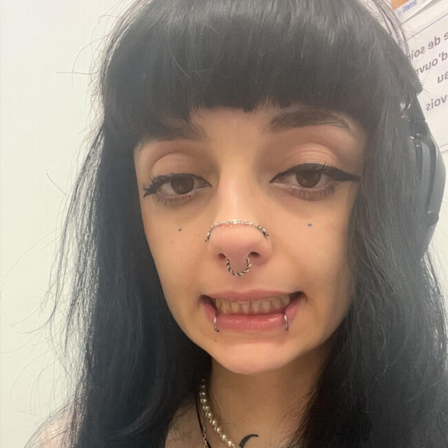 Babysitter in Reims: Louise