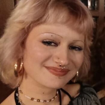 Babysitter in Woluwe-Saint-Lambert: Laureline