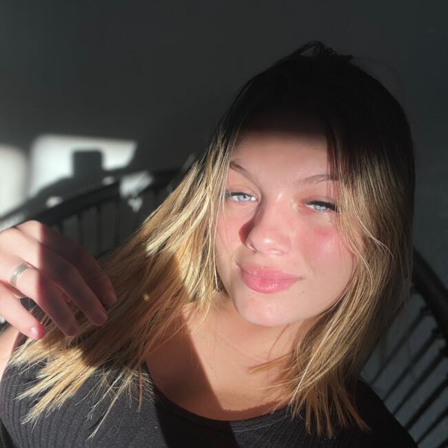 Babá em Cachoeirinha: Agatha