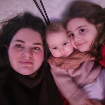 Job de garde d'enfants à Hermé: job de garde d'enfants Laurie