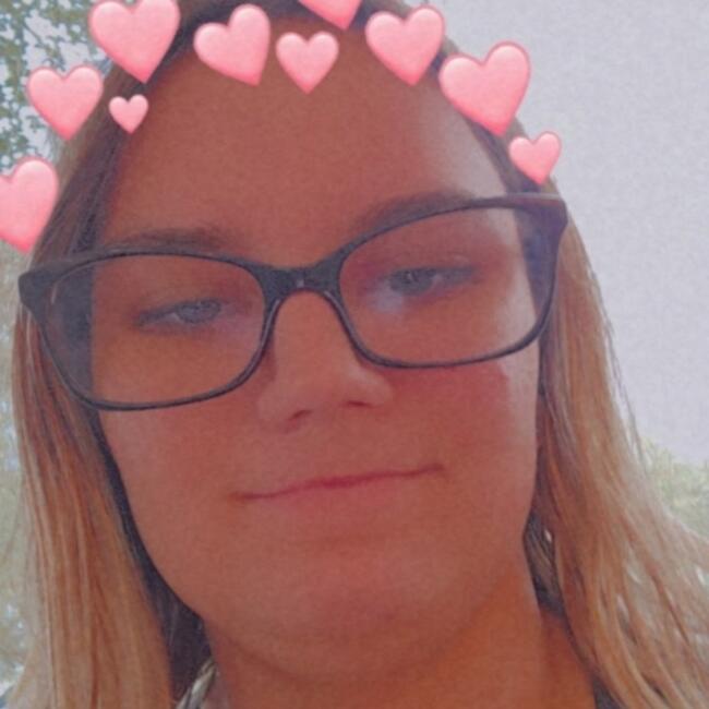 Babysitter in Weston (Florida): Ana D
