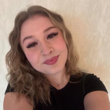 Babysitter in Steinfort: Lori