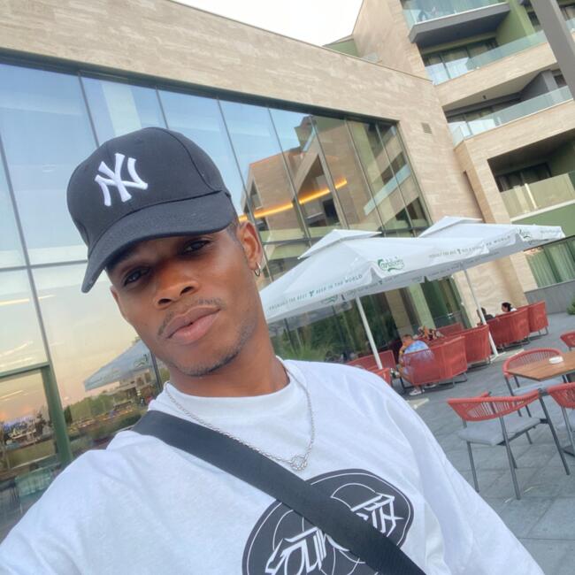 Babysitter in Terrassa: Ramses Angel