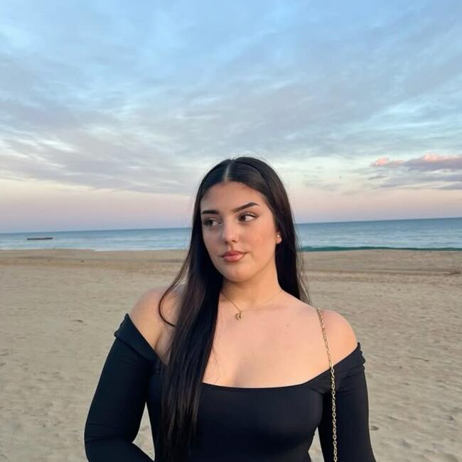 Babysitter in Casablanca: Malak