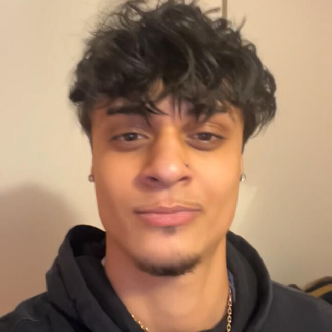 Baby-sitter in Etobicoke: Mark