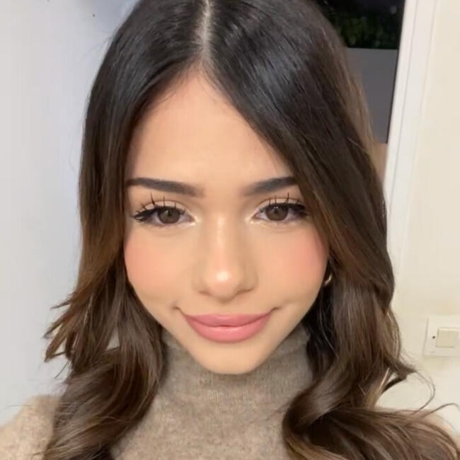 Babysitter in Aix-en-Provence: Jasmine