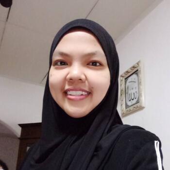 Pengasuh di Johor Bahru: Sharina