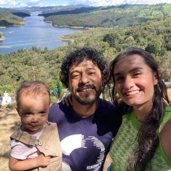 Trabajo para niñera en Medellín: trabajo de niñera Alejandra