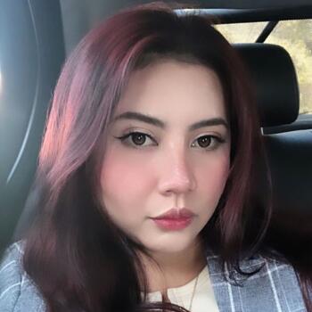 Babysitter in Dubai: Sofia