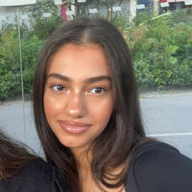 Babysitter in Paris: Joyce