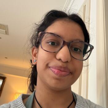 Babysitter in Melbourne: Rina