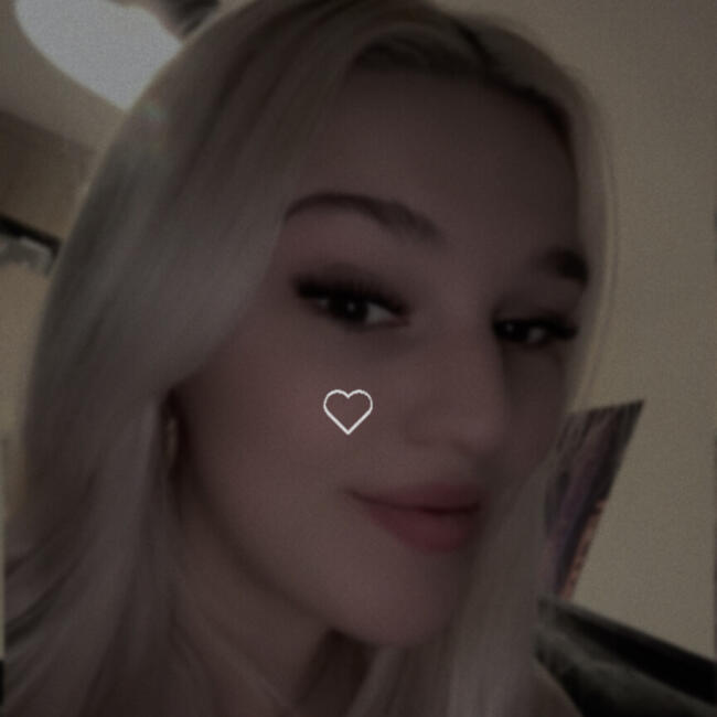 Baby-sitter in Granby: Jolianne