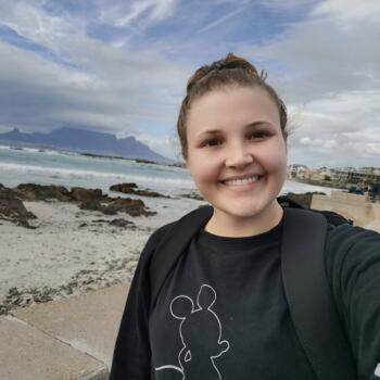 Babysitter in Wynberg: Michelle