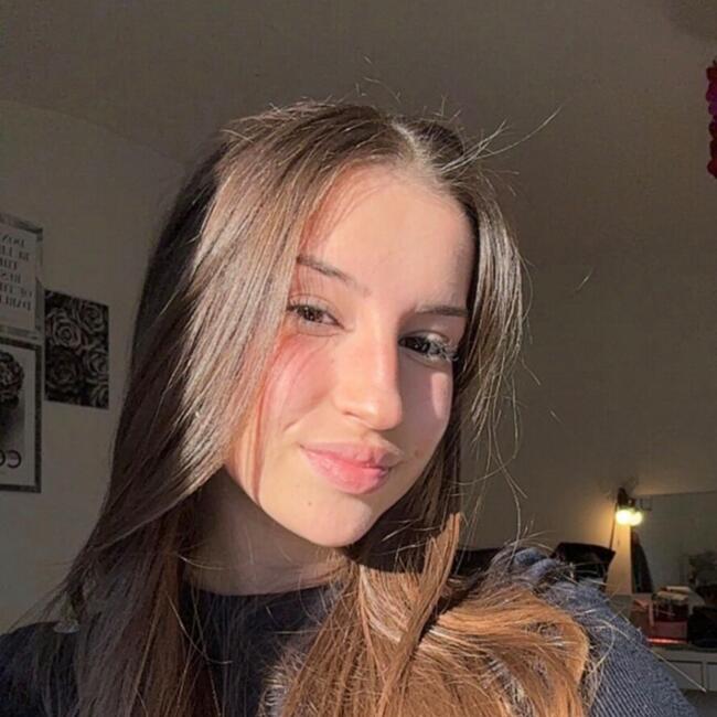 Babysitter in Rezé: Léonore