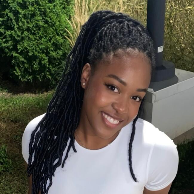 Babysitter in Longueuil: Ketsia-Gabrielle