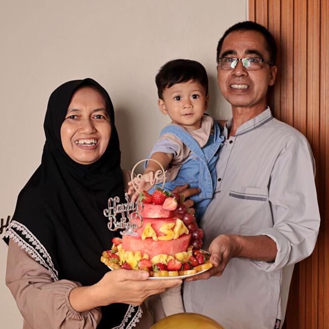 Babysitting job in Jakarta: Alin