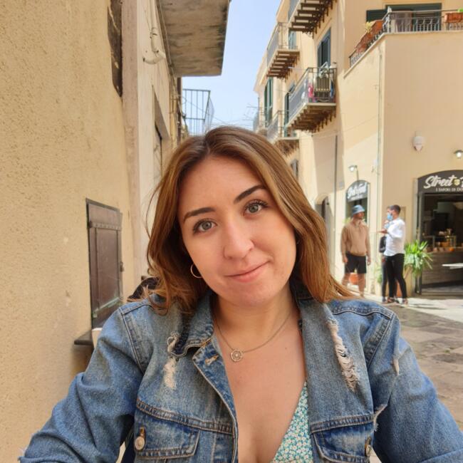Babysitter in Lausanne: Sarah