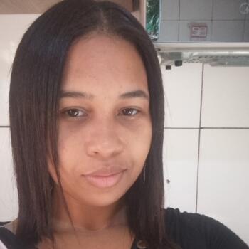 Babysitter Niterói: Andressa