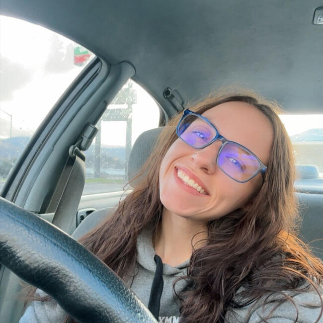 Babysitter in Medford (Oregon): Shakhia