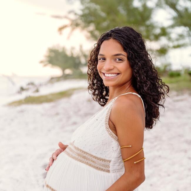 Emprego de babá em Cabo Frio: Larissa