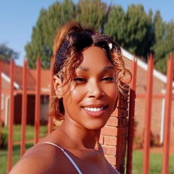 Babysitter in Kempton Park: Mihle