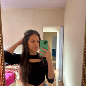 Babysitter in São João do Sul (Santa Catarina): Leilane