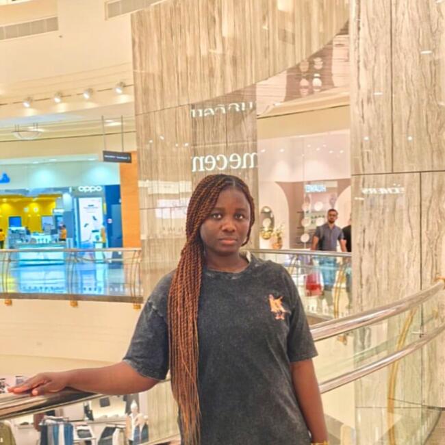 Nanny in Dubai: Kate