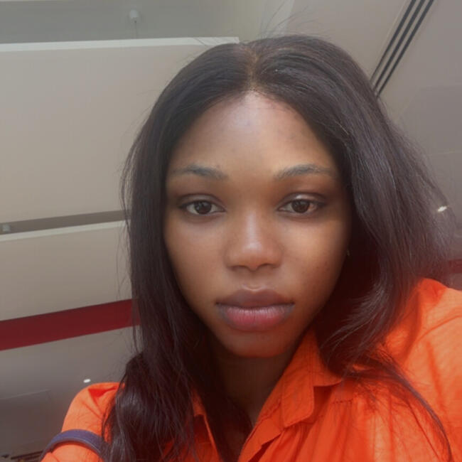 Babysitting job in Warri: Joy