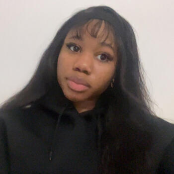 Babysitter in Canvey Island: Oprah