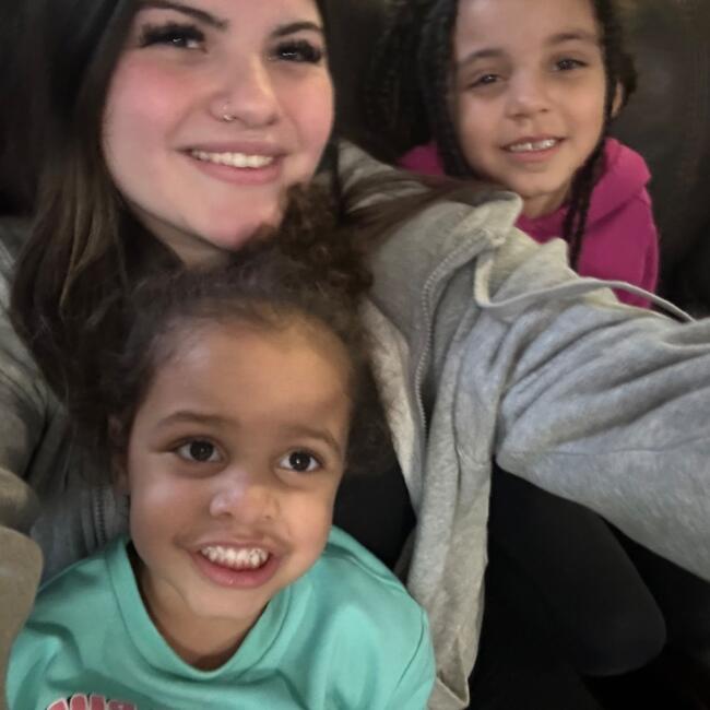 Babysitter in London: Elaina