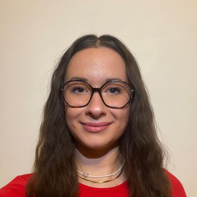 Babysitter in Le Mans: Laurine